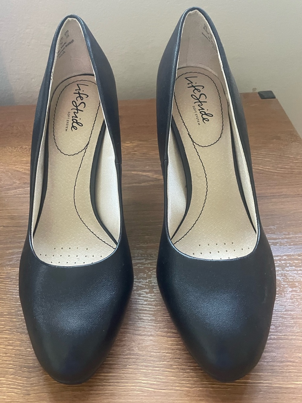 NEW Life Stride Julia Platform Pumps - Picture 2 of 11